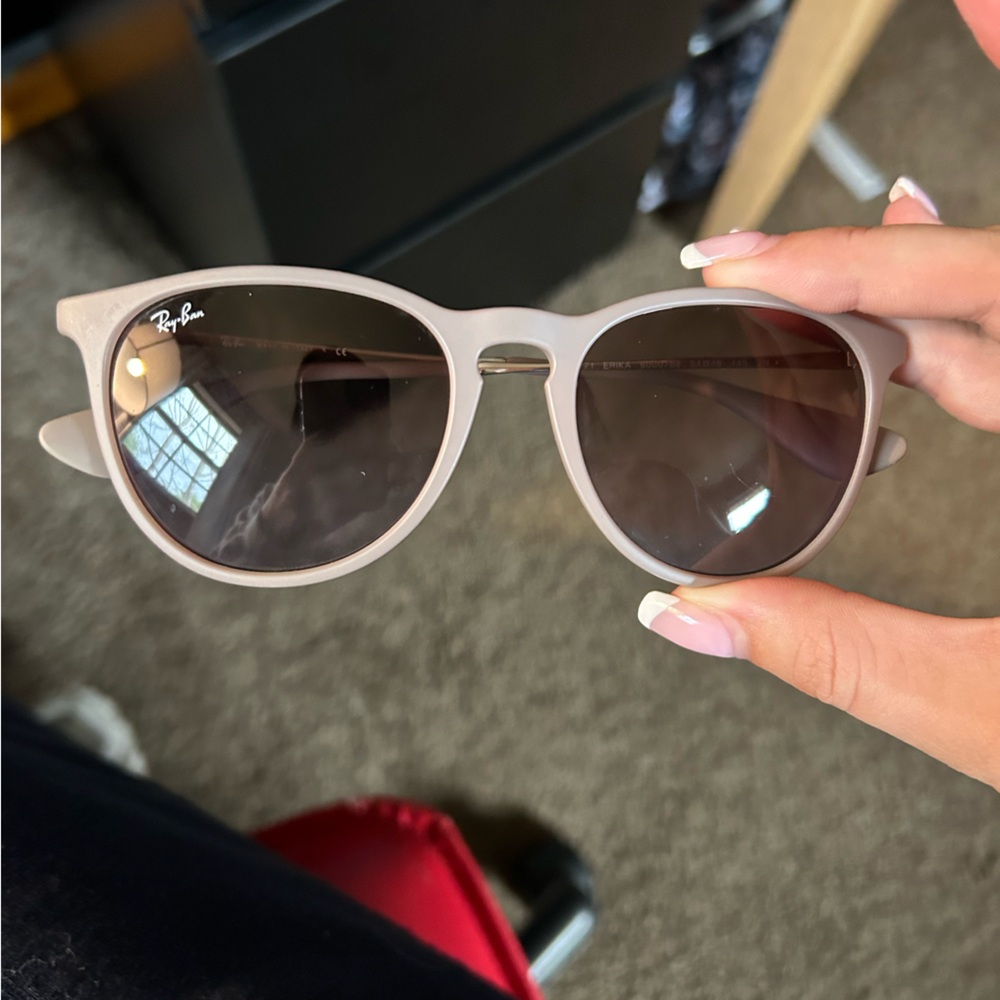 🤎Ray-Ban Women's Beige Sunglasses